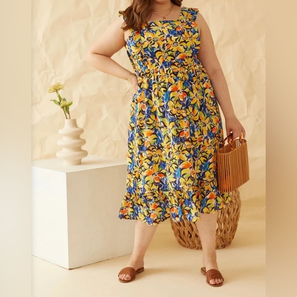 Skies Are Blue Dresses & Skirts - Skies are Blue Curvy, Size 1X floral Midi dress, lined smoked Back ruffle trim